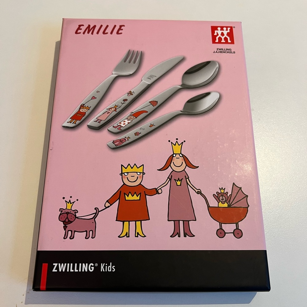 TWINS PRINCESS EMILIE
4-PIECE KID’s CUTLERY SET